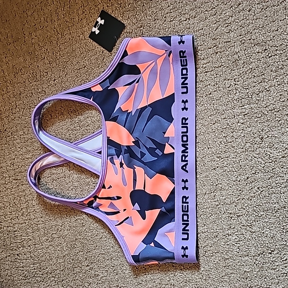 UNDER  ARMOUR NWT GIRLS  SPORT BRA SIZE  XL